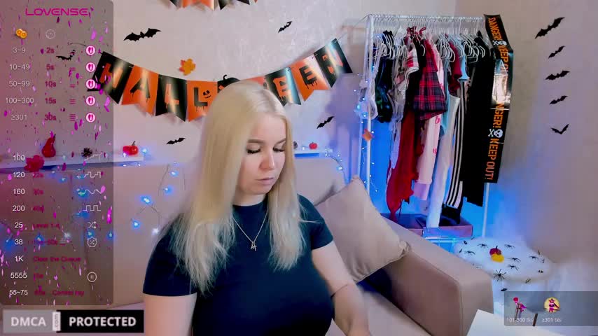 Tasty_booty Live Sex December 17, 2025