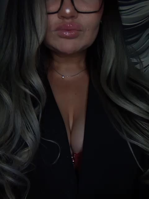 Brunetochkaaa Live Sex December 13, 2025