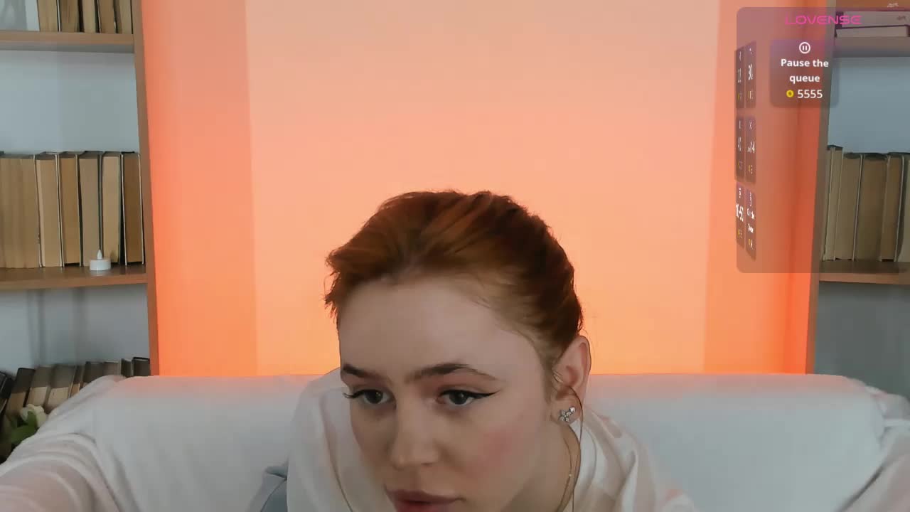 Phoenix_Margo Live Sex December 14, 2025