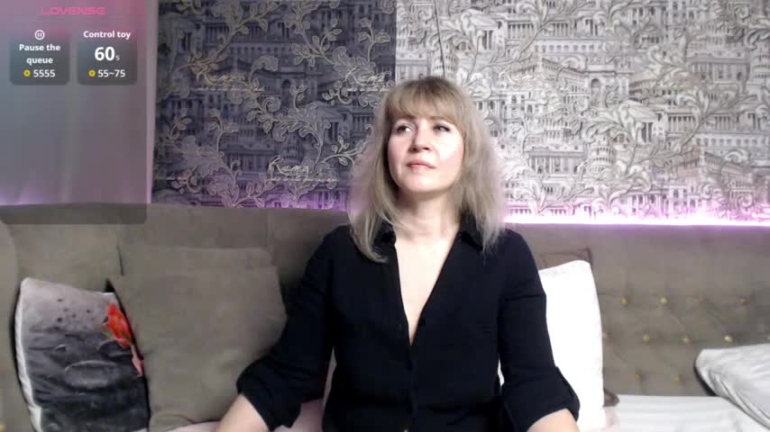 mandy_foxxx Live Sex December 15, 2025