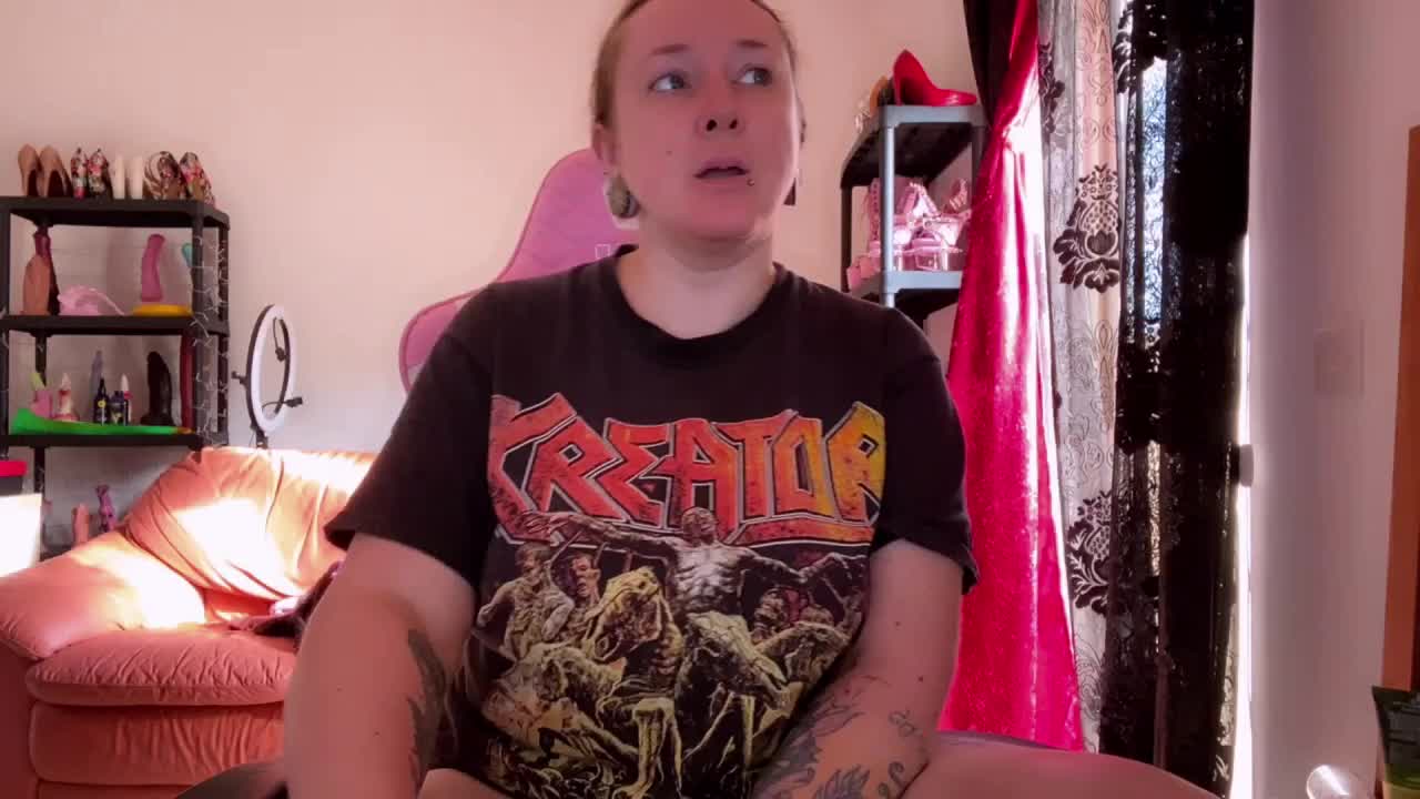 NylonQueen Live Sex December 13, 2025