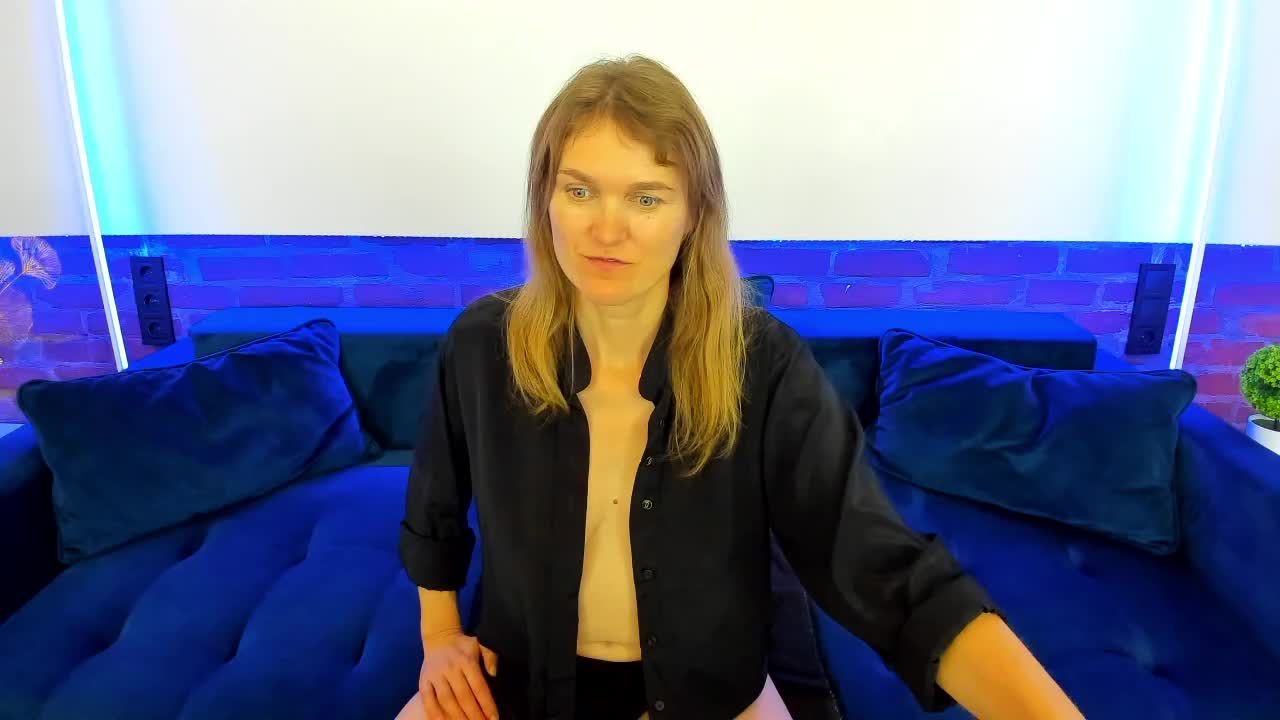 Annabel-xxx Live Sex December 18, 2025