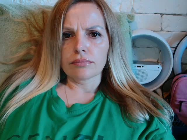 AngelAlone Live Sex December 17, 2025