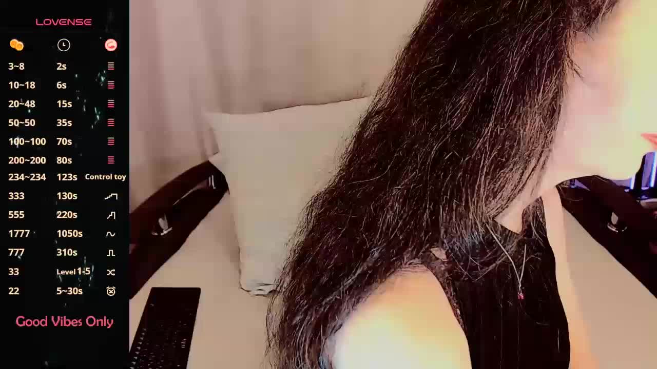 LunaTenebriss Live Sex December 13, 2025