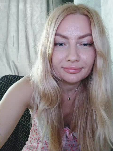 AlenaFeya Live Sex November 3, 2025