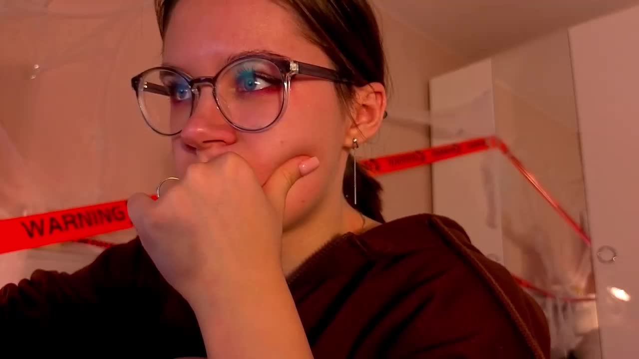 MiaLuw Live Sex December 13, 2025