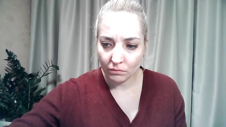 mariska-kiska Live Sex December 13, 2025