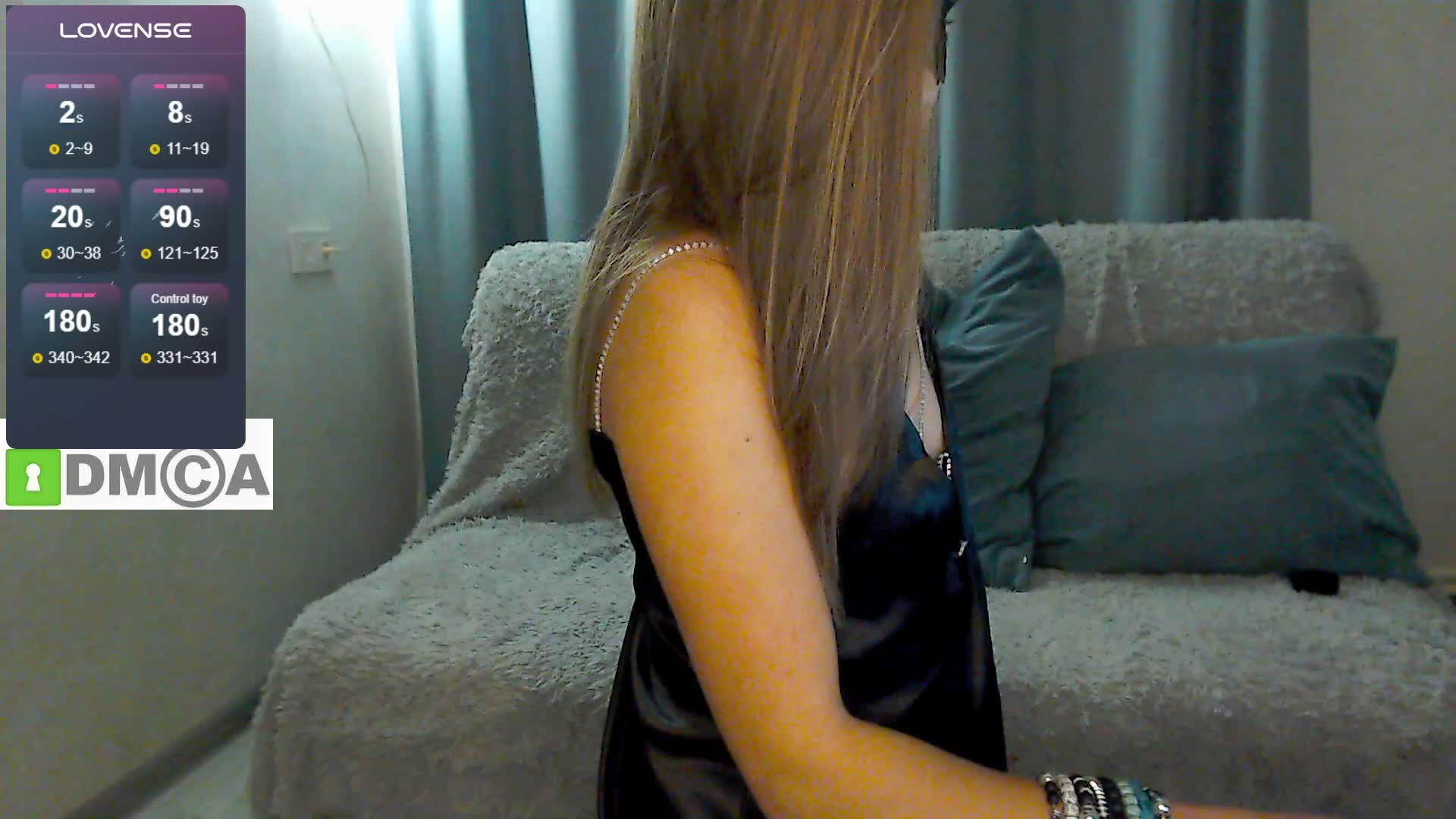 AtTheMoment Live Sex December 14, 2025