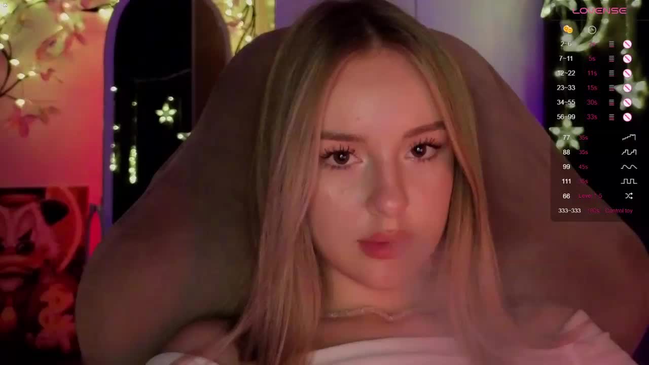 Nestyzz Live Sex December 15, 2025