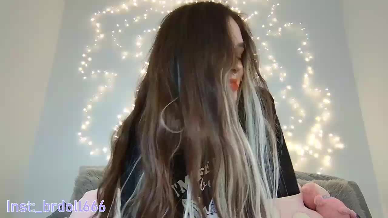 BrokenDoll666 Live Sex December 13, 2025