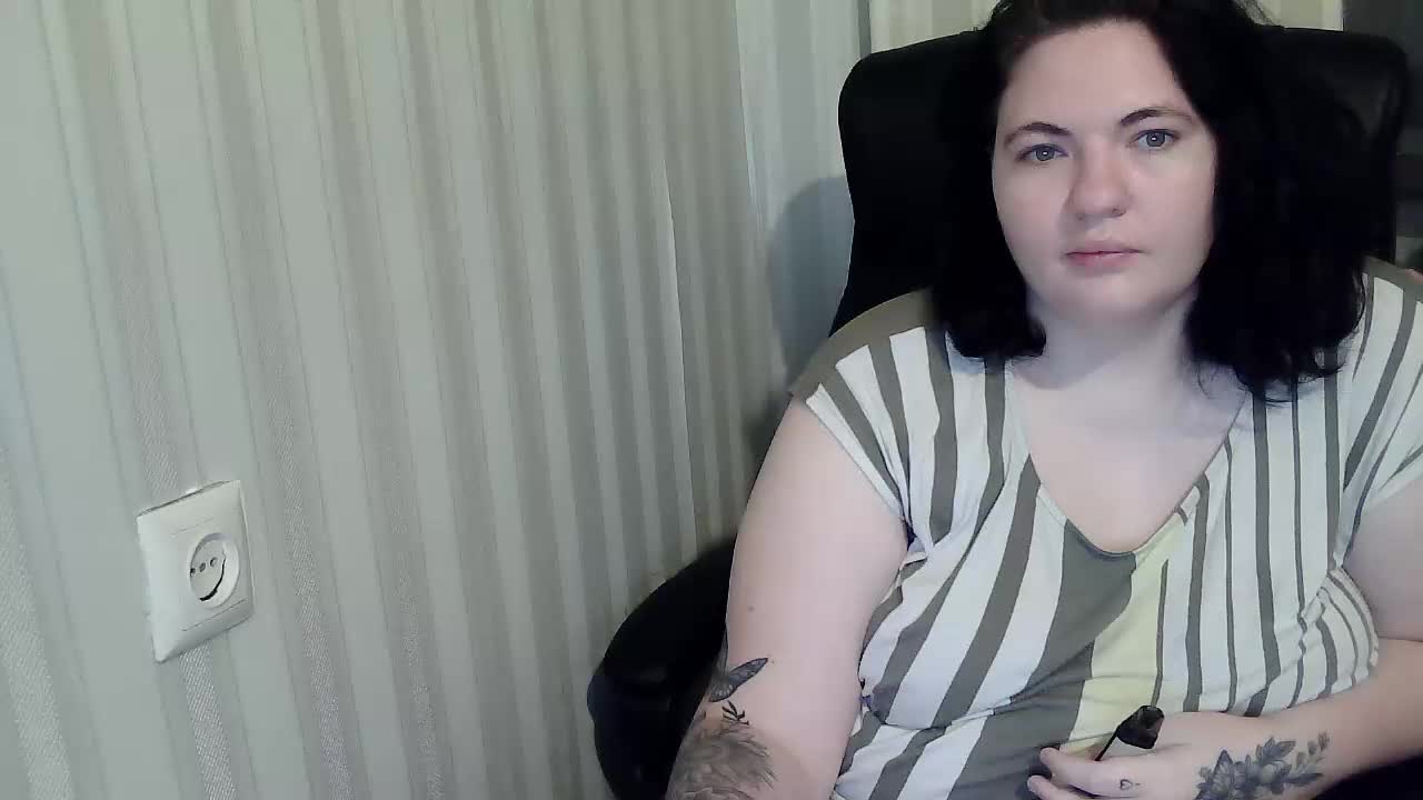 XLisaBlueX Live Sex December 13, 2025