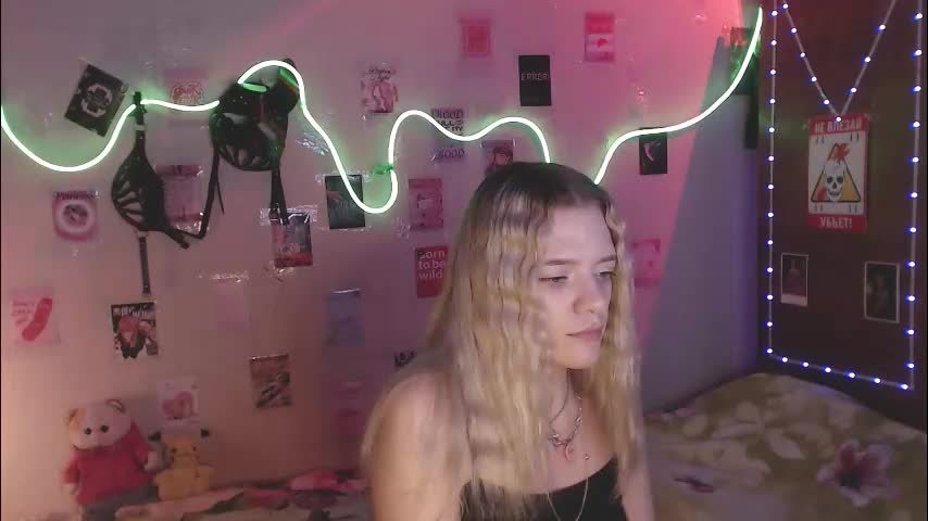 your_horny_friends Live Sex December 13, 2025