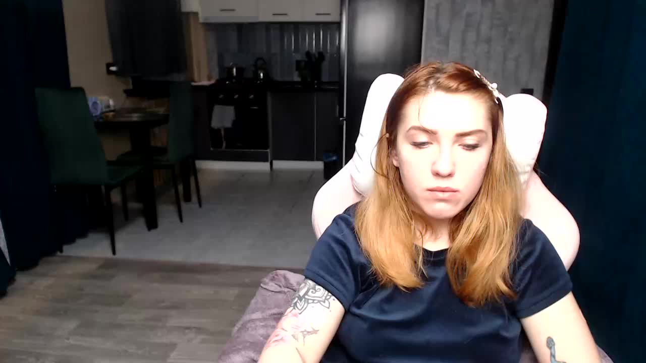 Regimasmile Live Sex December 13, 2025