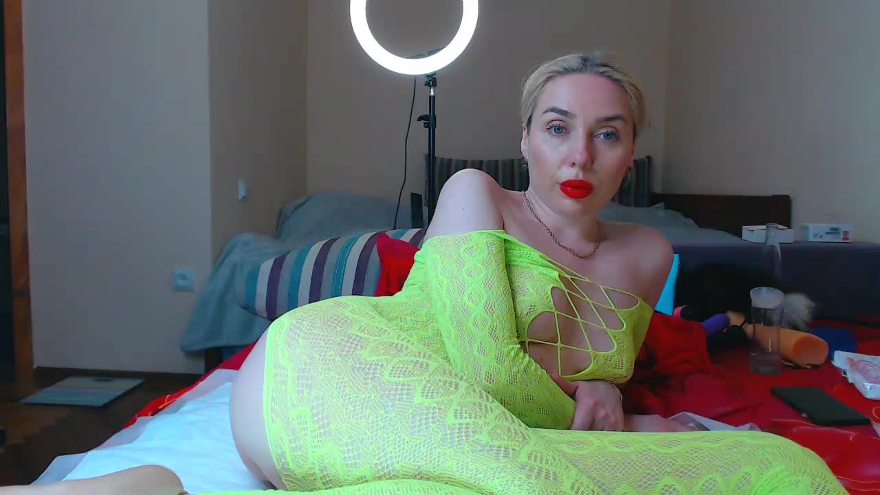 ANALQUEEN555 Live Sex December 15, 2025