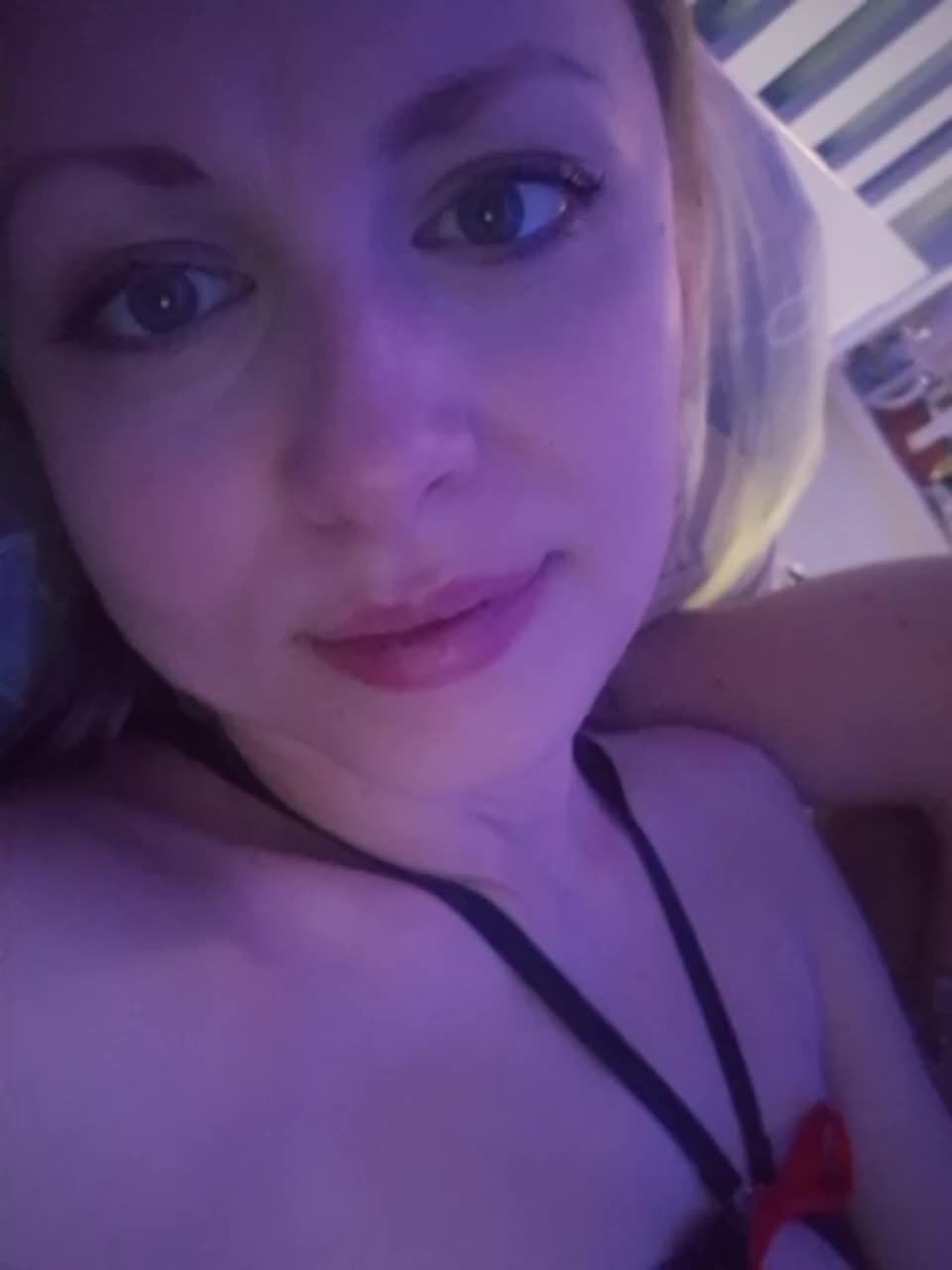 VCHELSIV Live Sex December 17, 2025