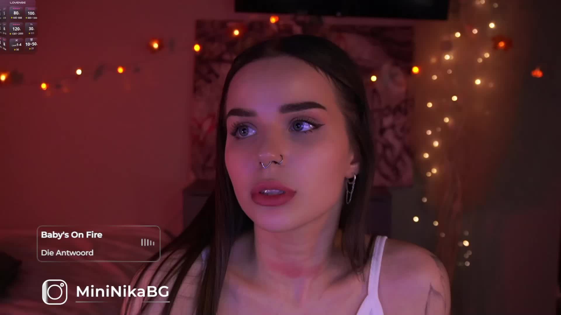 MiniNika Live Sex December 14, 2025