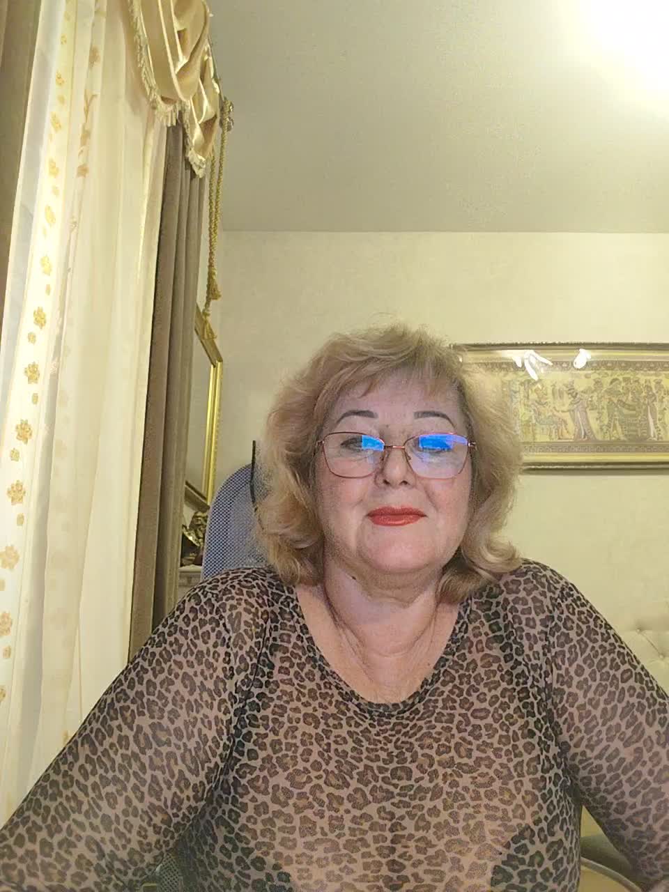 KarinkaSweet Live Sex December 13, 2025