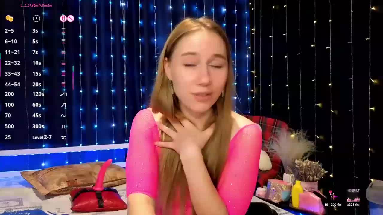 kiskaWEDNESDAY Live Sex December 13, 2025