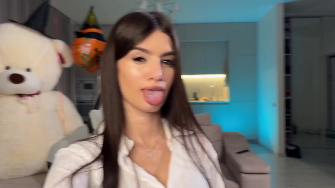 Sofi-Mi Live Sex December 17, 2025