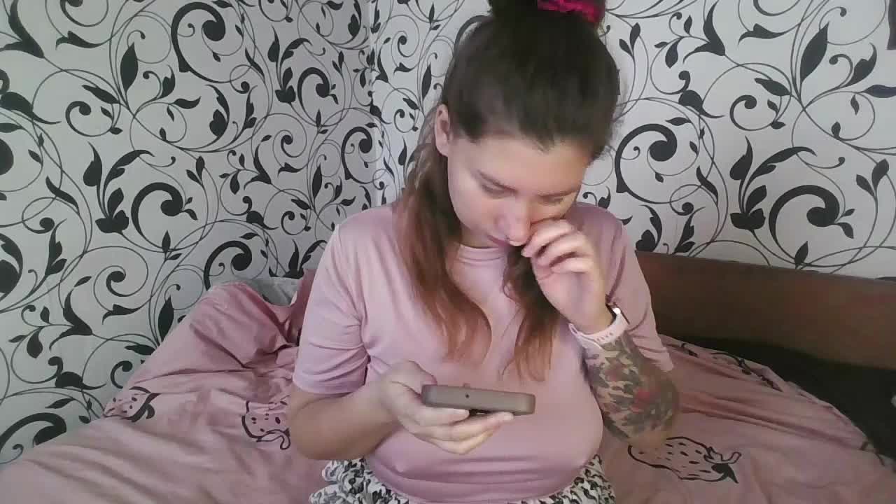 YourEmilie Live Sex December 13, 2025