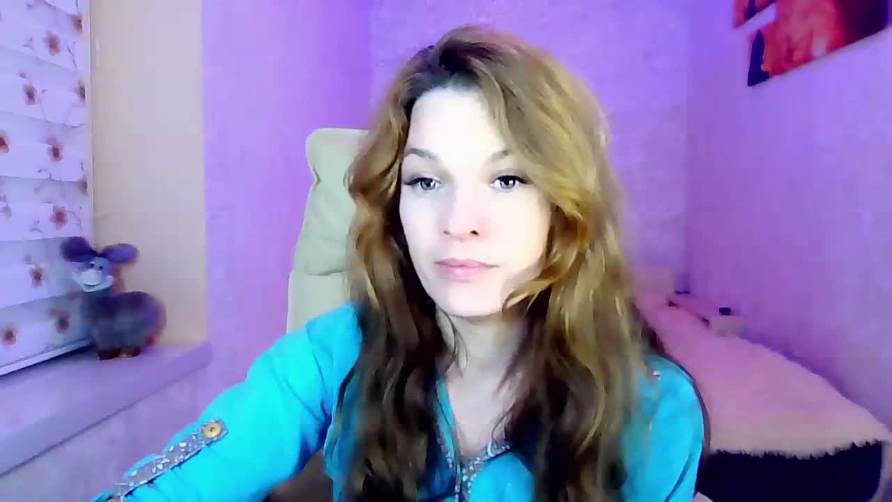 smilesss Live Sex December 13, 2025