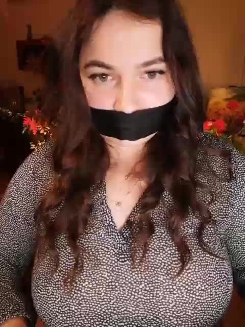 JuliaHesperaks Live Sex December 13, 2025
