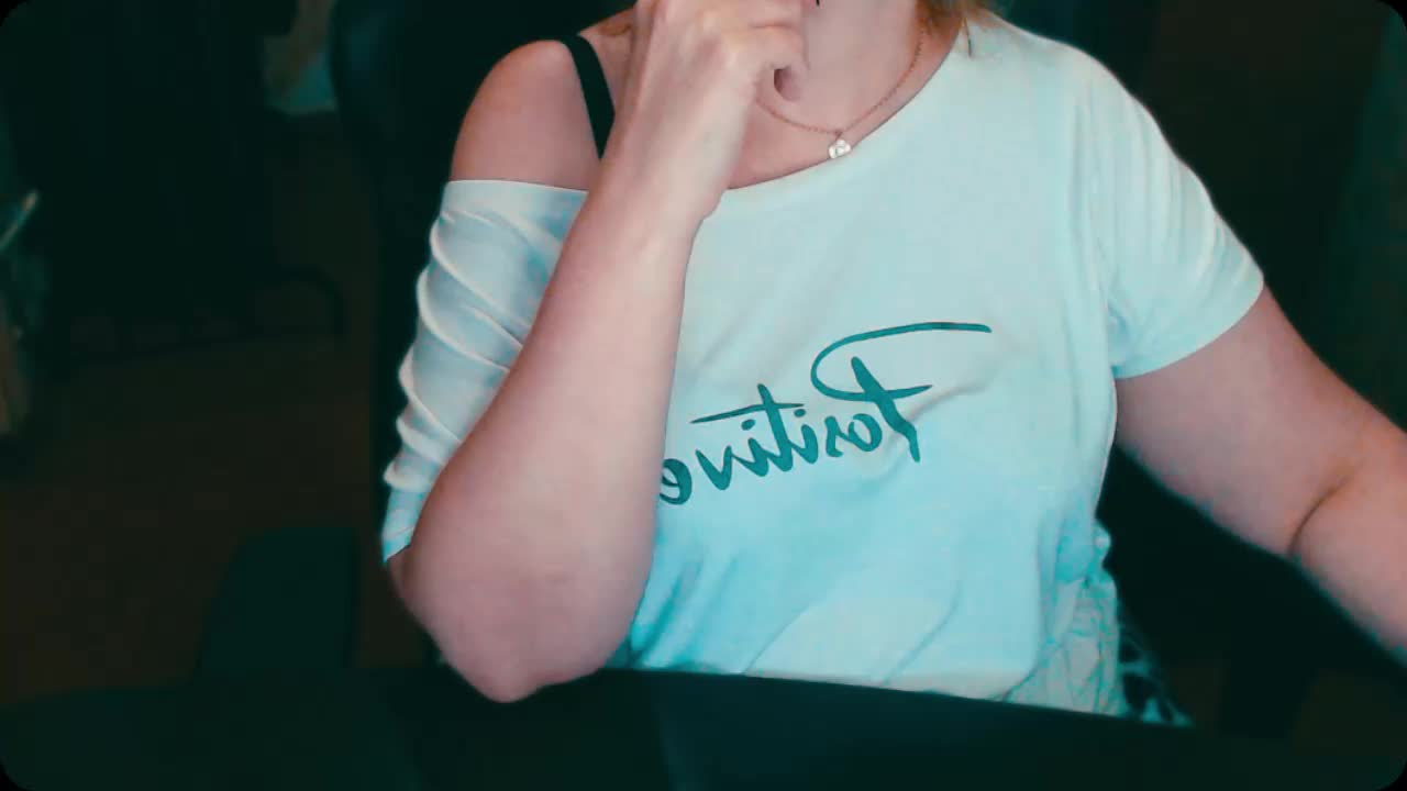 Alisa1917 Live Sex December 14, 2025