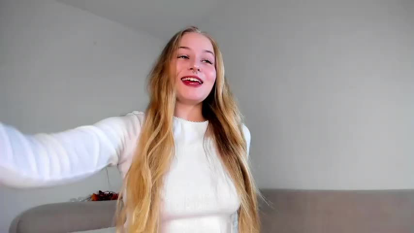 MiaMews Live Sex December 13, 2025