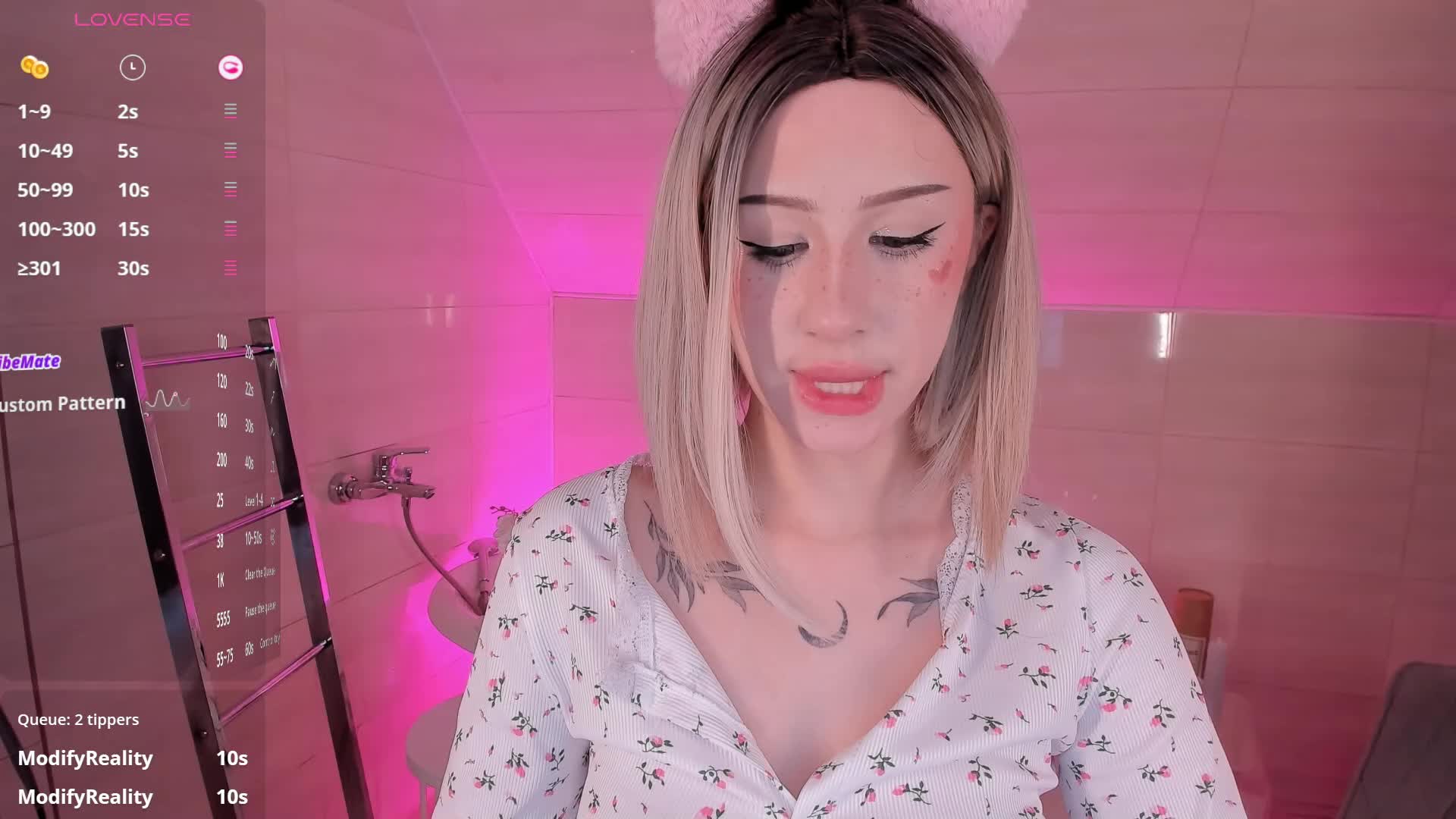 Necucubi Live Sex December 17, 2025