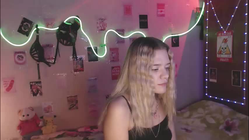 your_horny_friends Live Sex December 13, 2025