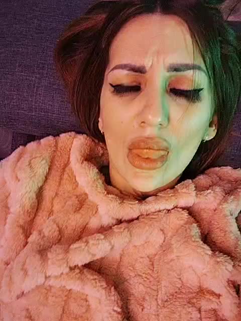 SexyKitty75-1 Live Sex December 14, 2025