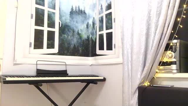 Emily_Silence Live Sex December 12, 2025