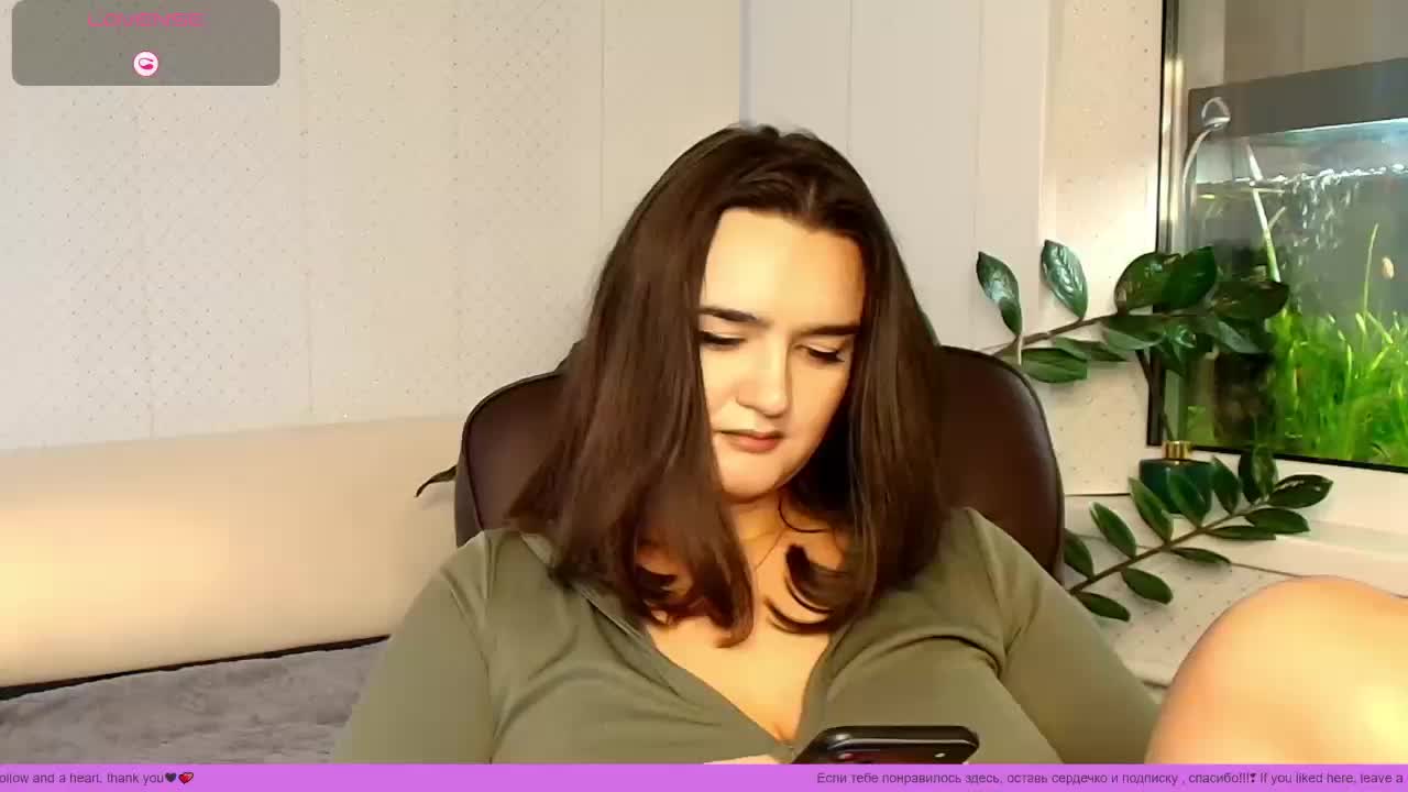 LinaCrave Live Sex December 14, 2025