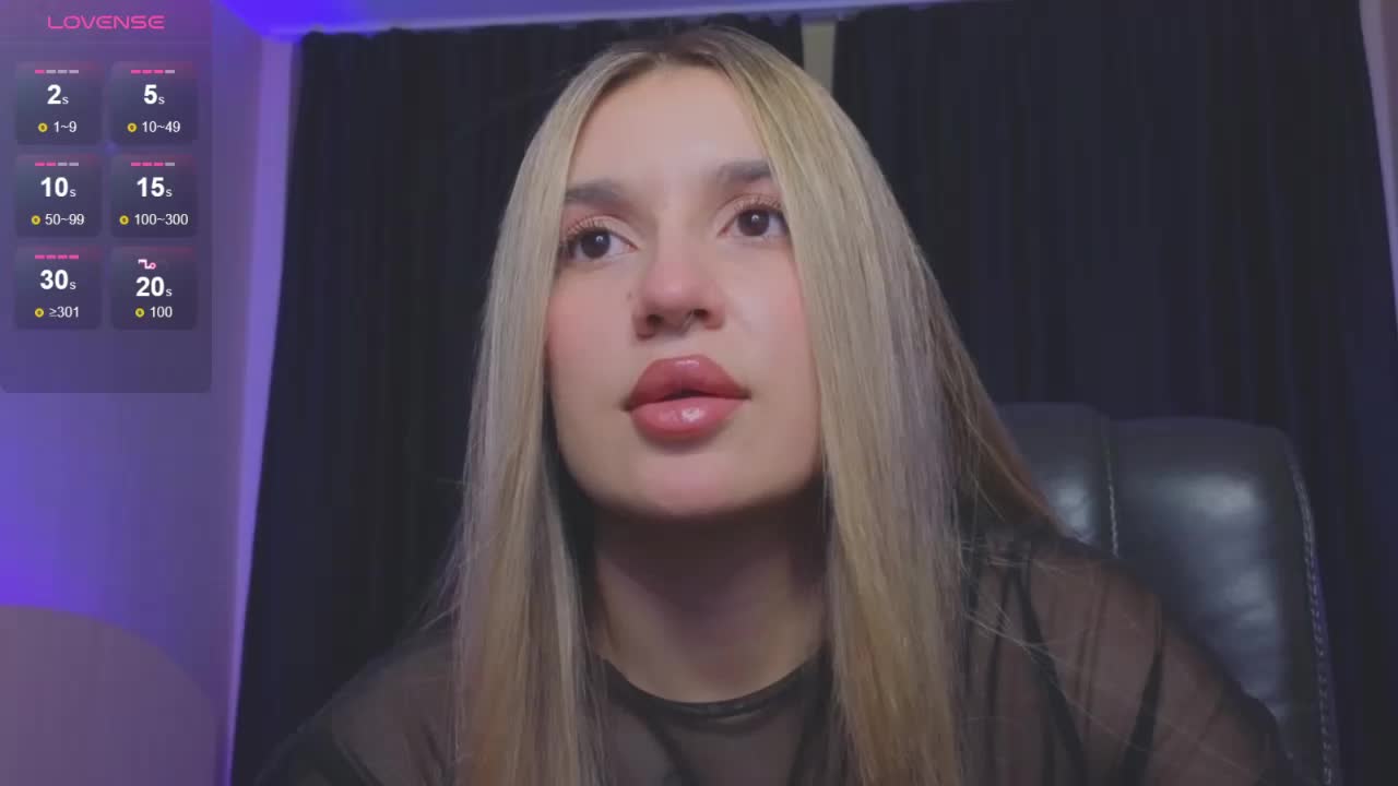 RoxyChilli Live Sex December 17, 2025