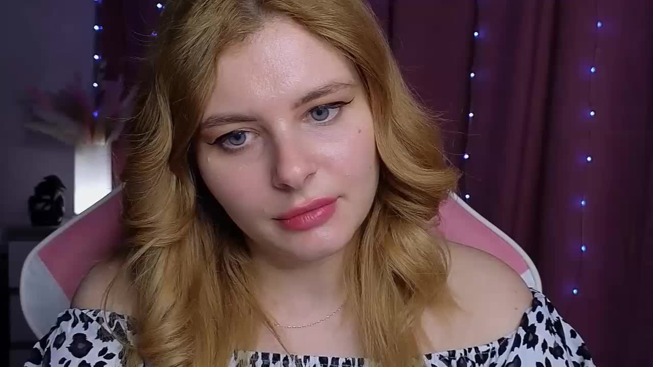 Venus_ Live Sex December 14, 2025