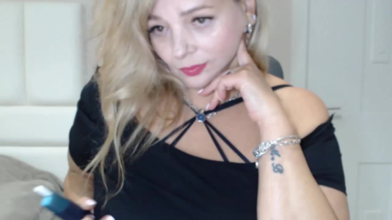 aniutkamau Live Sex December 14, 2025