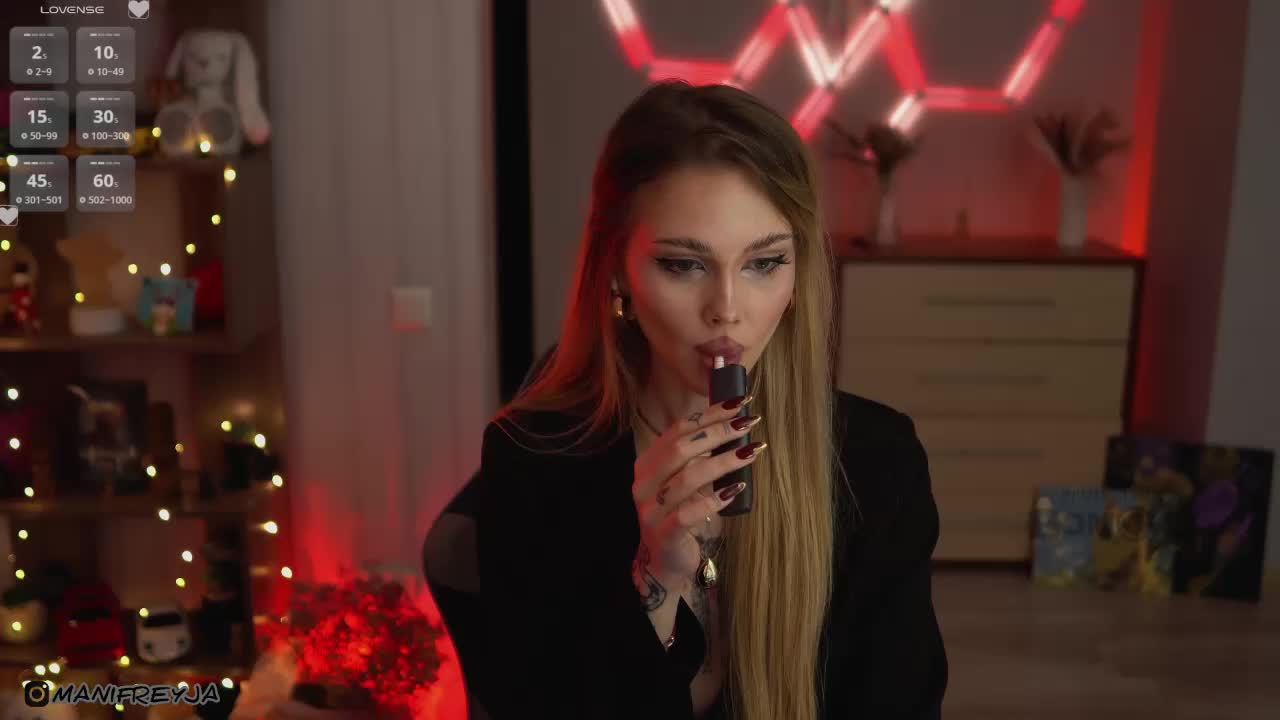 ManiFreyja Live Sex December 13, 2025