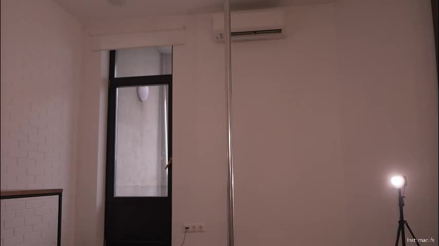 alissa_wxw Live Sex December 12, 2025