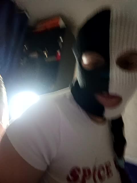 Kiss-Kissaa Live Sex December 13, 2025