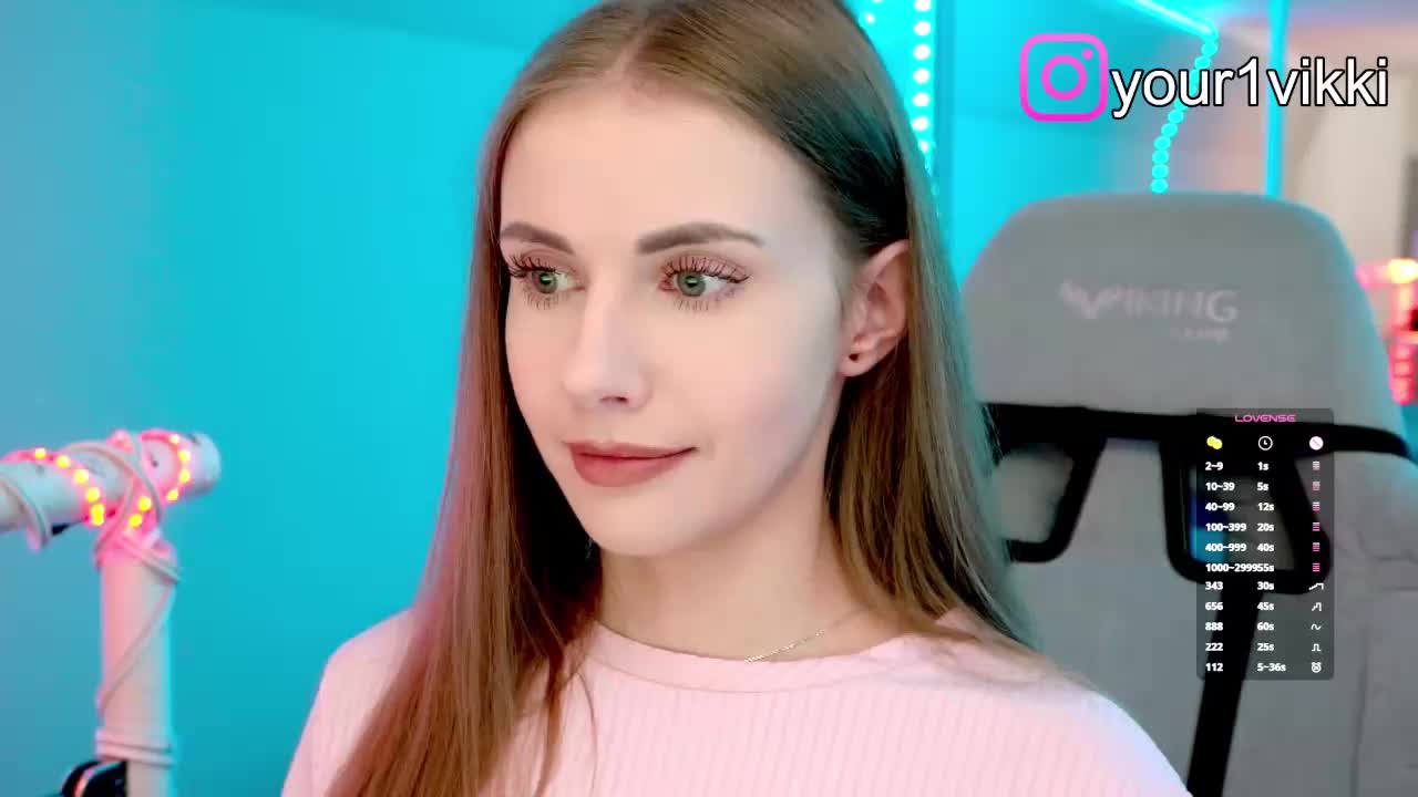 VikkiExtraCheese Live Sex December 13, 2025