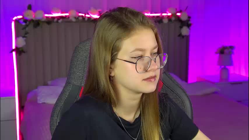 evemundie Live Sex December 12, 2025