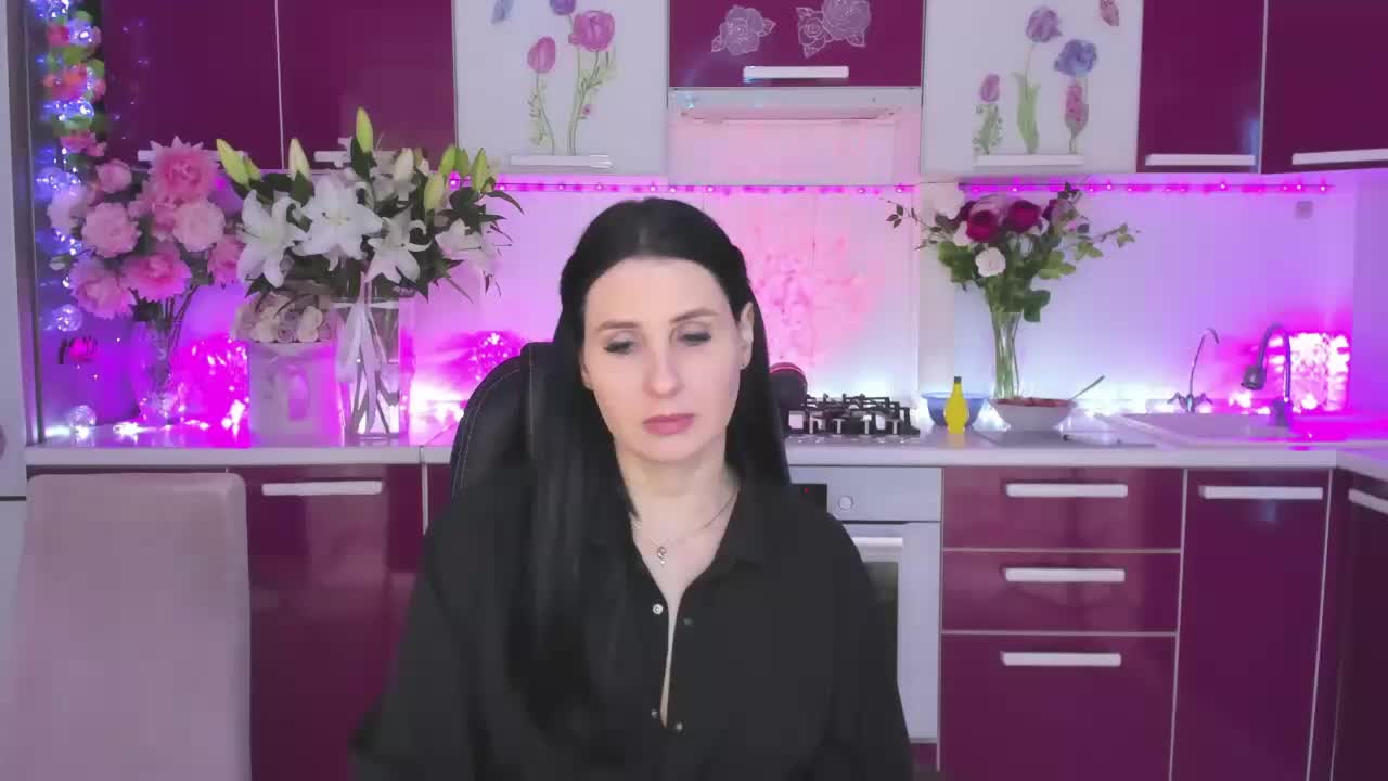 Olivija2020 Live Sex December 14, 2025