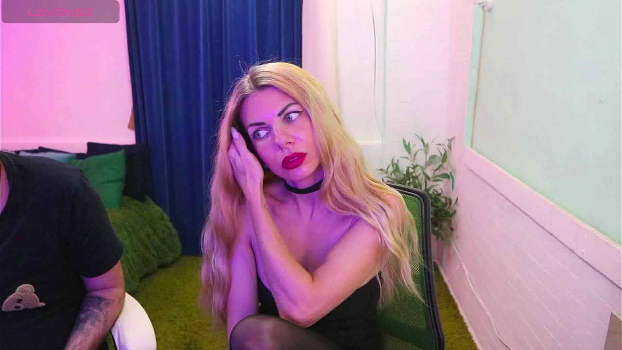 AlisaAleks Live Sex December 18, 2025