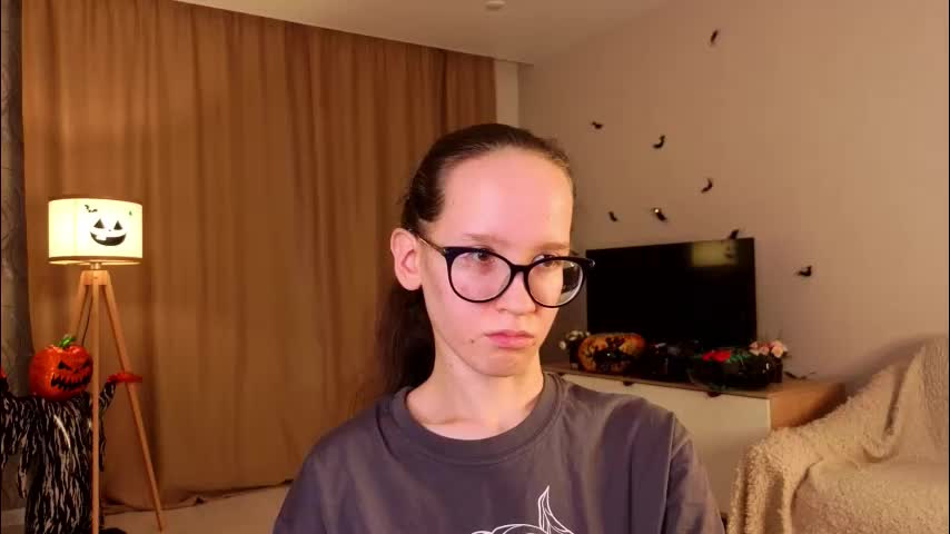 lynettebails Live Sex December 13, 2025