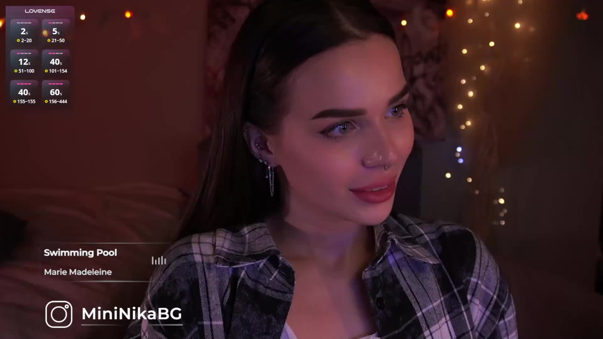 MiniNika Live Sex December 14, 2025