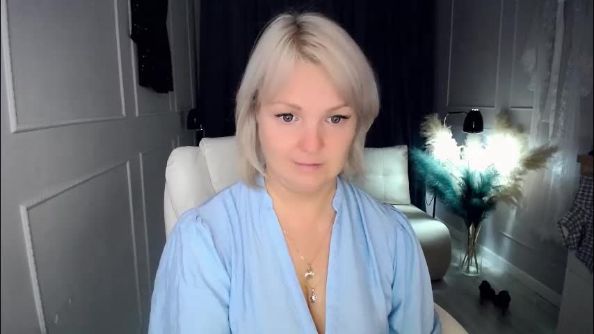 emmmam Live Sex December 17, 2025