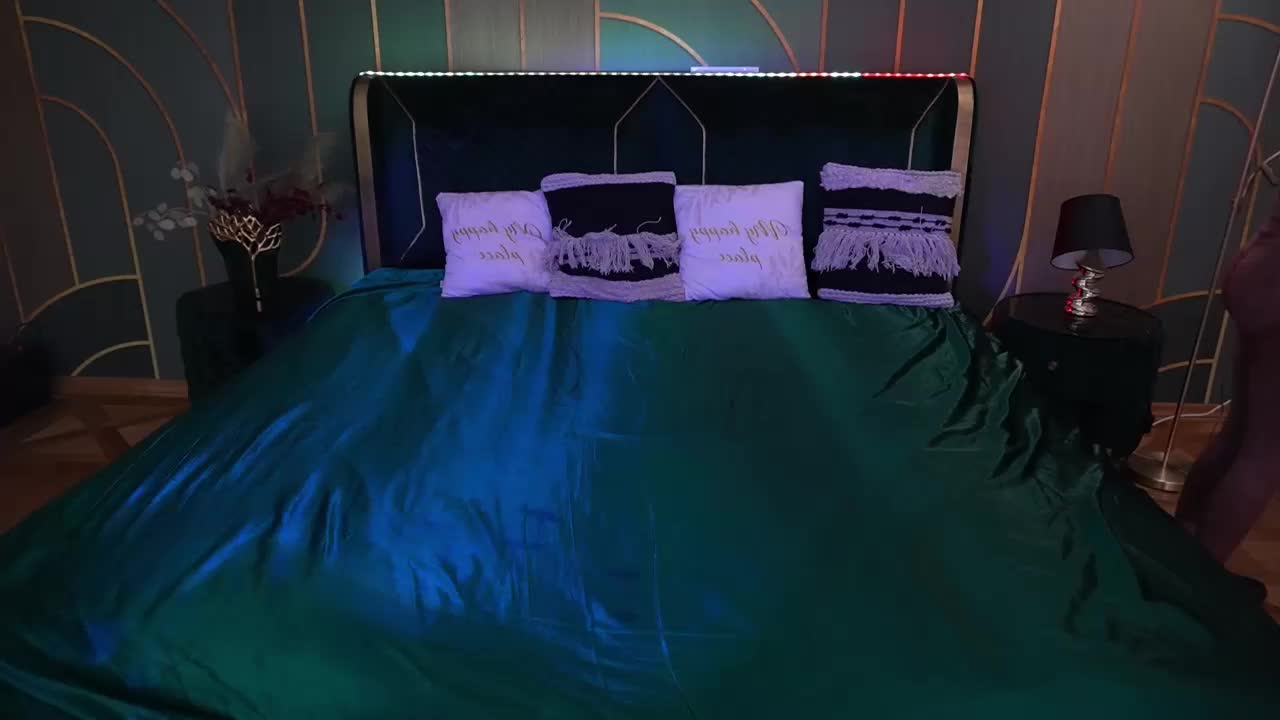 LunaLicks Live Sex December 13, 2025