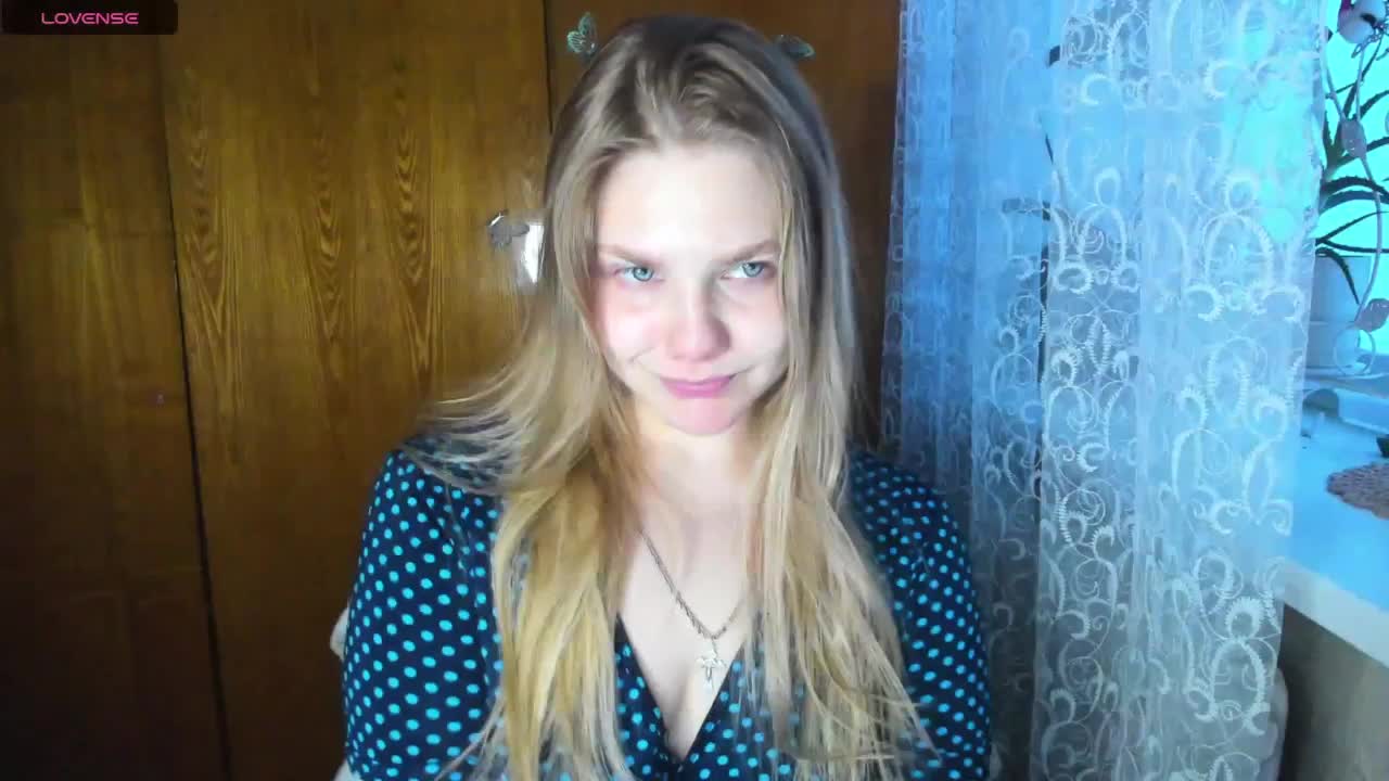 Emma-Frizea Live Sex December 13, 2025