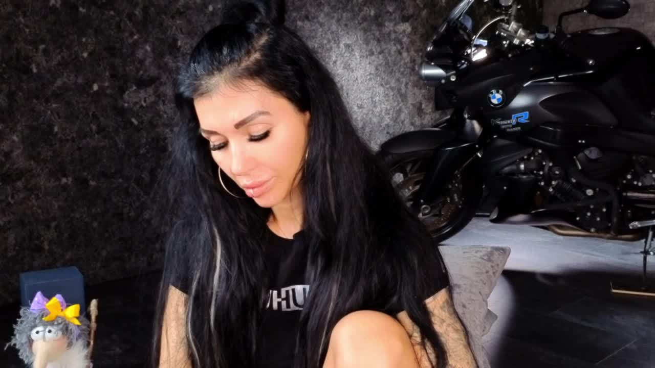 -BABAYAGA- Live Sex December 17, 2025