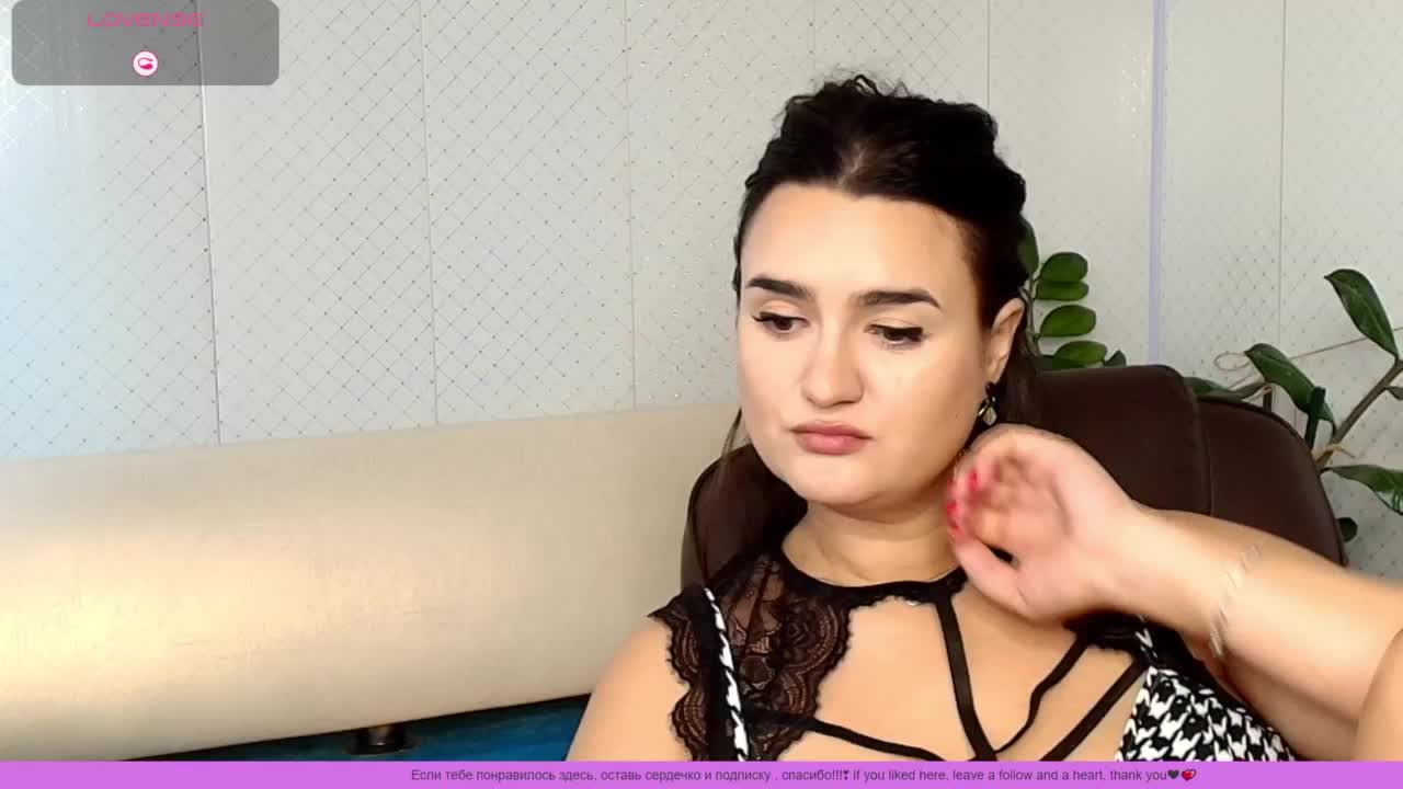 LinaCrave Live Sex December 14, 2025